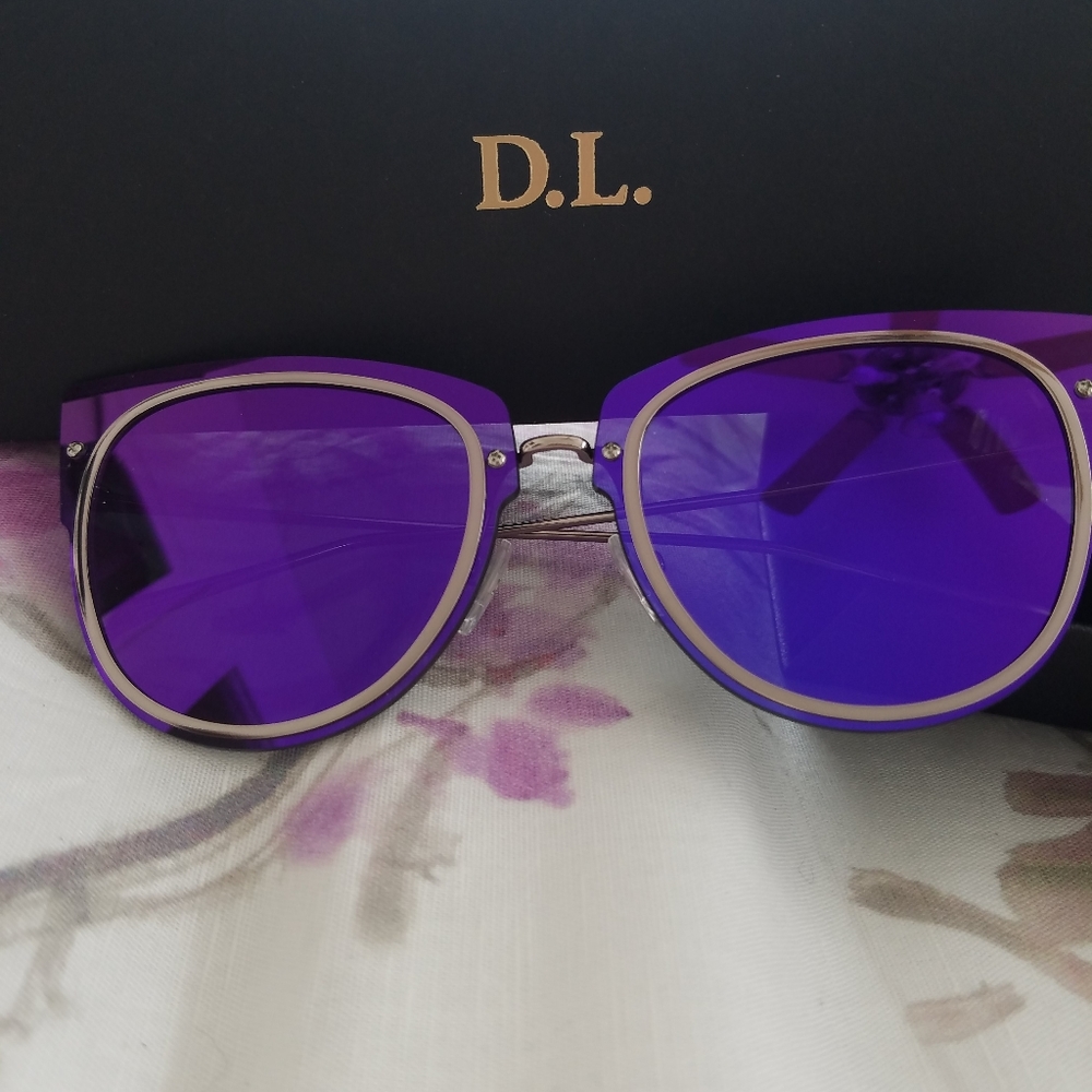 DIFF Demi Lovato SUNGLASSES DEMI SHIELD CAT EYE.